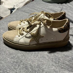 Shu Shop Golden Star Women's Sneakers - White and Gold